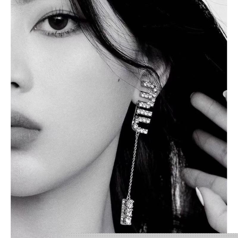 MIU MIU